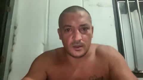 Snapshot of nikaulas chatting on 04-19-26, 02:22 Nasty Couple online show from 04-19-26, 02:22