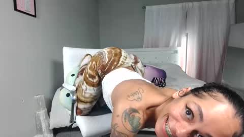 nikayasworld online show from 03-11-26, 02:17