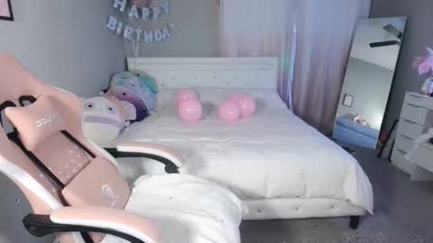 nikayasworld online show from 05-19-26, 03:24