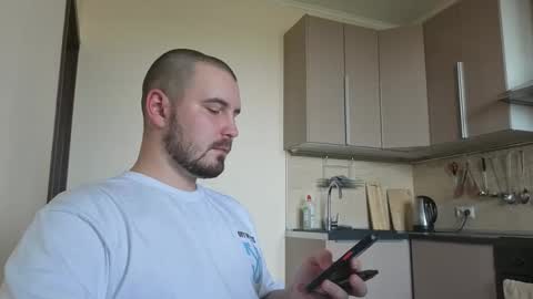 Snapshot of nikbusiness chatting on 10-04-25, 10:02 Nick online show from 10-04-25, 10:02