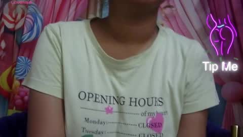 Snapshot of nike_aj chatting on 05-11-26, 04:18 Nike online show from 05-11-26, 04:18