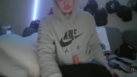 nikeair0628 online show from 03-01-26, 03:47