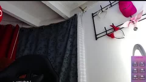 Snapshot of niki_1998 chatting on 05-26-26, 12:50 Natalia online show from 05-26-26, 12:50