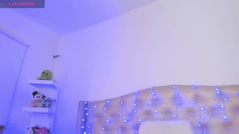 Niikii online show from 12-05-24, 02:09