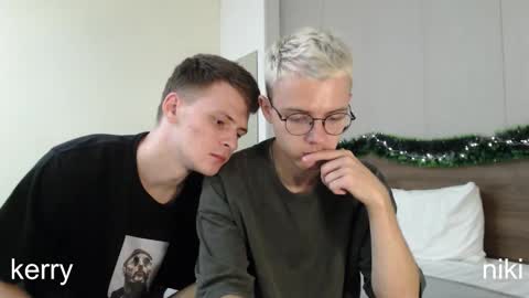 nikikerry_cum_ online show from 12-19-25, 01:29