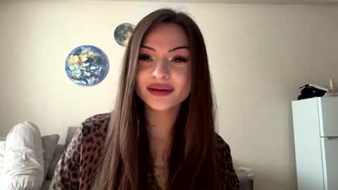Snapshot of nikitahandshoe chatting on 06-29-26, 09:04 Bianca online show from 06-29-26, 09:04
