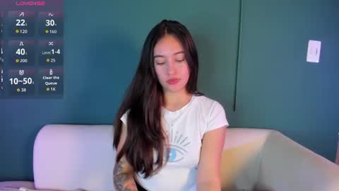 Snapshot of nikka_888 chatting on 06-25-26, 05:12 nikka online show from 06-25-26, 05:12