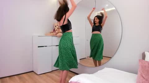 Nikka online show from 02-20-26, 06:48