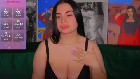 Nikki Kardashian online show from 12-07-24, 09:28