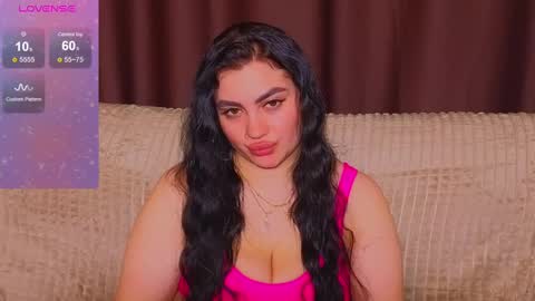 Nikki Kardashian online show from 03-06-25, 01:48