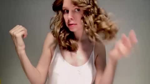 Snapshot of nikki_mi chatting on 12-05-24, 10:01 Nikki online show from 12-05-24, 10:01