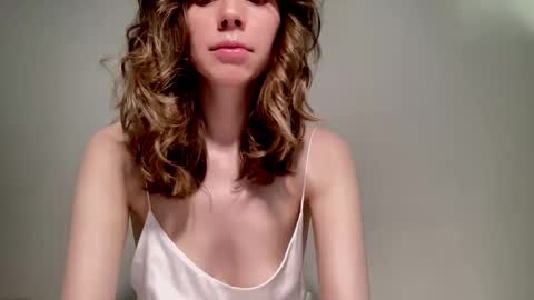 Snapshot of nikki_mi chatting on 12-13-24, 10:30 Nikki online show from 12-13-24, 10:30