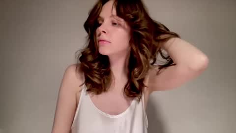 Snapshot of nikki_mi chatting on 12-14-24, 01:27 Nikki online show from 12-14-24, 01:27