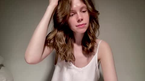 Snapshot of nikki_mi chatting on 12-18-24, 01:12 Nikki online show from 12-18-24, 01:12