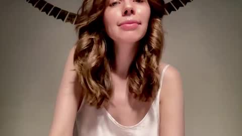 Snapshot of nikki_mi chatting on 01-05-25, 01:15 Nikki online show from 01-05-25, 01:15