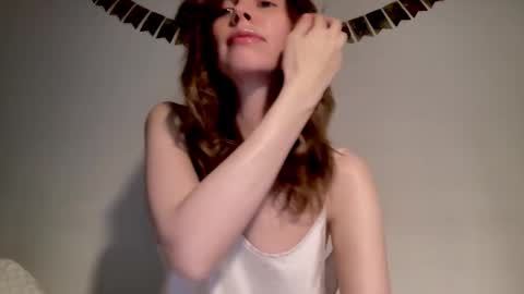 Snapshot of nikki_mi chatting on 02-01-25, 01:20 Nikki online show from 02-01-25, 01:20