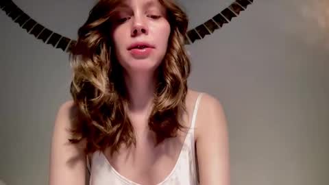 Snapshot of nikki_mi chatting on 02-02-25, 10:13 Nikki online show from 02-02-25, 10:13