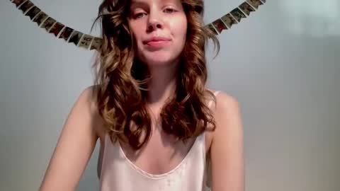 Snapshot of nikki_mi chatting on 02-07-25, 10:08 Nikki online show from 02-07-25, 10:08