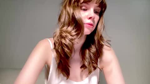 Snapshot of nikki_mi chatting on 11-16-25, 09:48 Nikki online show from 11-16-25, 09:48