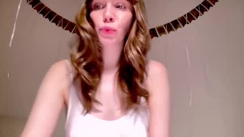 Snapshot of nikki_mi chatting on 12-03-25, 10:02 Nikki online show from 12-03-25, 10:02