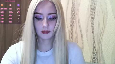 Snapshot of nikki_roseanna chatting on 11-21-25, 03:44 Nikki Roseanna online show from 11-21-25, 03:44