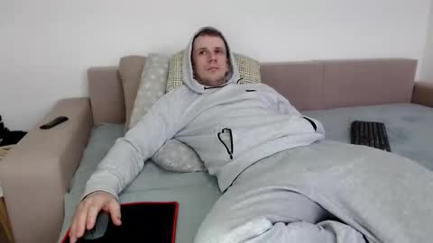 Nick online show from 11-03-25, 08:15