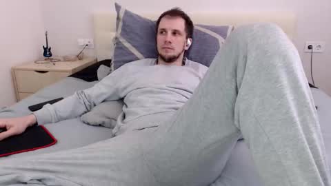 Nick online show from 02-11-26, 11:04