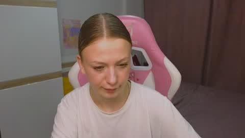 Beatrice online show from 06-03-26, 07:11