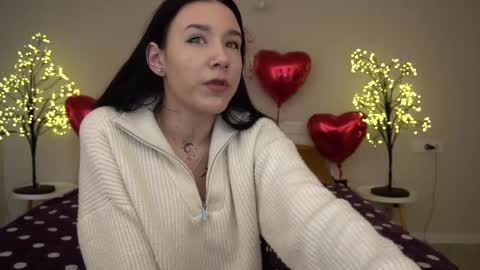 Snapshot of nikkigoldx chatting on 02-15-25, 06:55 Nikki online show from 02-15-25, 06:55