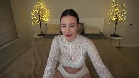 Snapshot of nikkigoldx chatting on 09-23-25, 06:16 Nikki online show from 09-23-25, 06:16