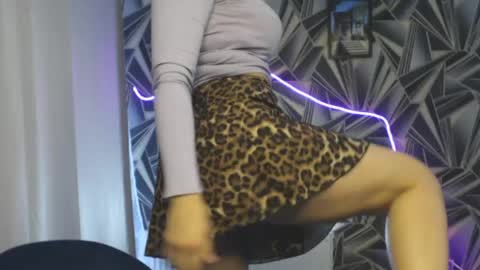 nikkikiss___ online show from 05-13-26, 12:19