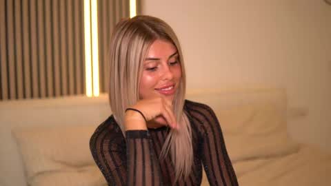 Snapshot of nikkimagic chatting on 02-18-25, 07:54 Nicole online show from 02-18-25, 07:54