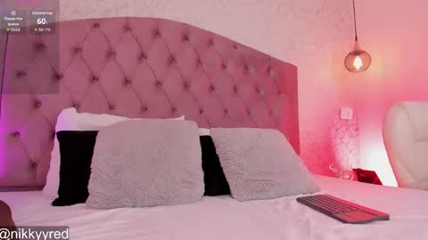 Snapshot of nikky_red__ chatting on 04-23-26, 04:03 nikky_red__ online show from 04-23-26, 04:03