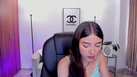 Snapshot of nikky_sweett_ chatting on 05-10-26, 04:34 nikky_sweett_ online show from 05-10-26, 04:34