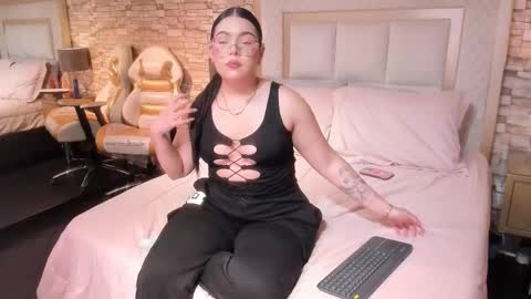 Y E S I online show from 01-14-26, 12:44