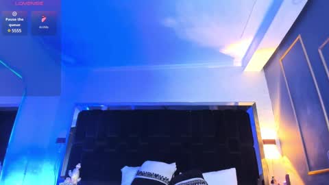Snapshot of nikkysmiith chatting on 03-10-25, 10:13 online show from 03-10-25, 10:13