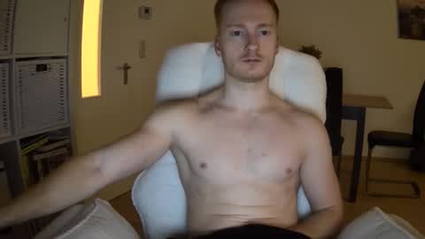 niklas_g online show from 02-03-26, 06:02