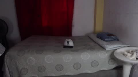 niklaus_wolf online show from 11-22-25, 06:40