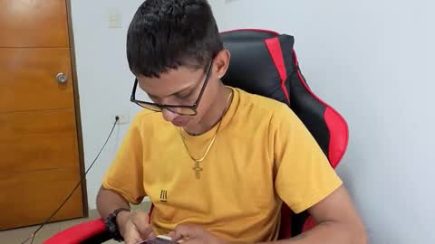 niklaus_wolf online show from 02-25-26, 12:31