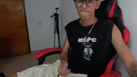 niklaus_wolf online show from 03-30-26, 02:01