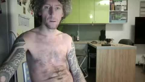 niknik39 online show from 02-08-26, 02:15