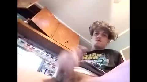 Snapshot of niko12mn chatting on 02-17-25, 01:15 Nikomn online show from 02-17-25, 01:15