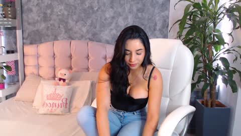 Niko Robin online show from 02-08-25, 03:21