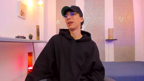    online show from 12-19-25, 04:30