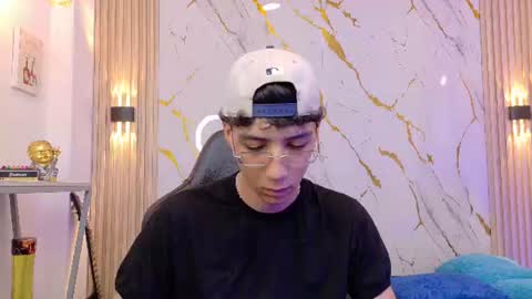    online show from 07-07-26, 04:04
