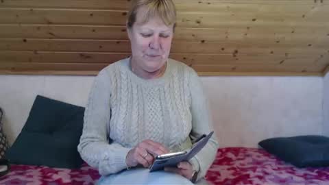 Nikole1 online show from 04-11-26, 10:19