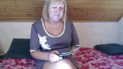 Snapshot of nikole111 chatting on 05-08-26, 09:25 Nikole1 online show from 05-08-26, 09:25