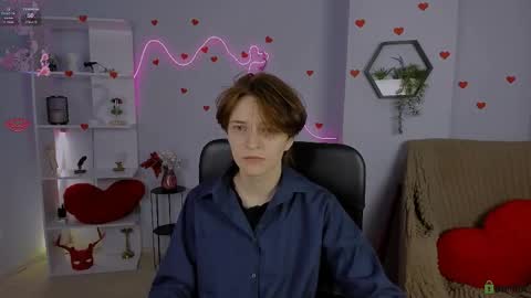 Nik online show from 06-02-26, 05:42