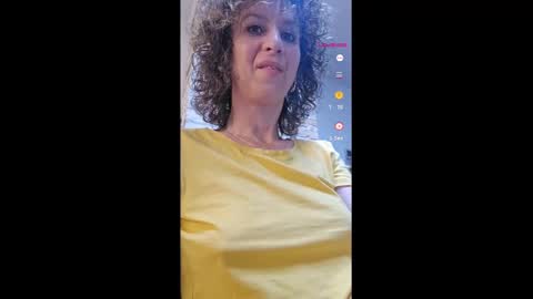 Snapshot of nikpassion123 chatting on 02-09-25, 06:11 nikol online show from 02-09-25, 06:11