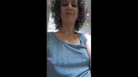 Snapshot of nikpassion123 chatting on 02-15-25, 05:07 nikol online show from 02-15-25, 05:07